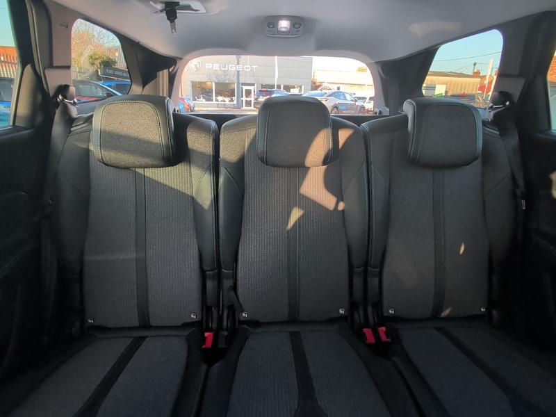 Used Peugeot 5008 NU71DXM 29