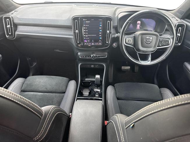 VOLVO Xc40 Photo 10