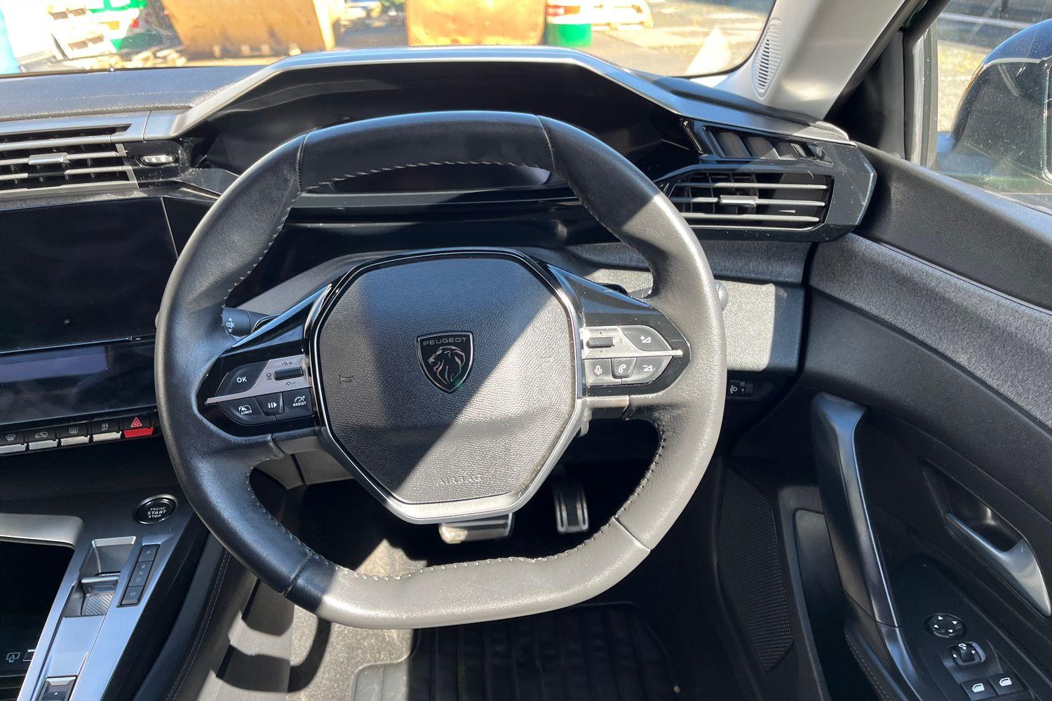 Peugeot 308 Photo 11