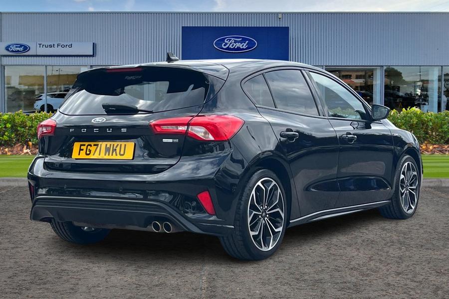 Ford FOCUS Photo autoimg-4dea7bbeb16d8d764154f5cc4c726d55010d4e96.jpg