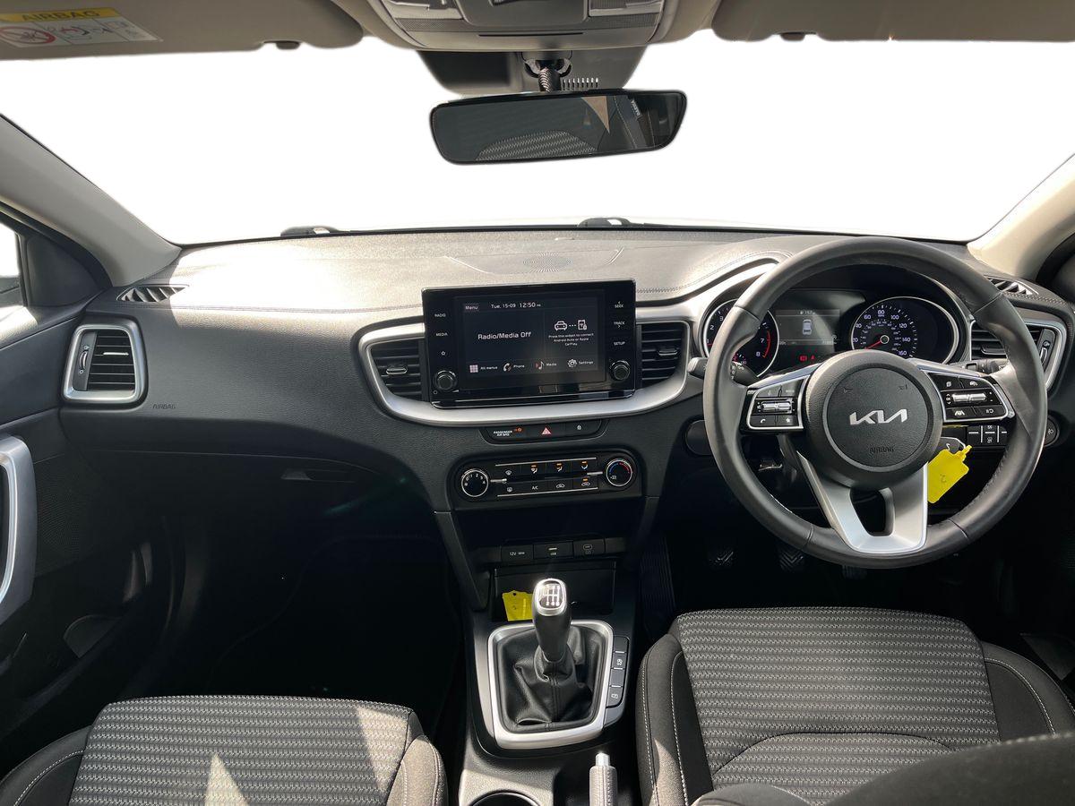 Kia Ceed Photo 8