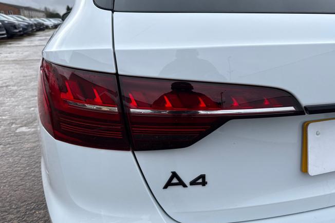 AUDI A4 Avant Photo 47