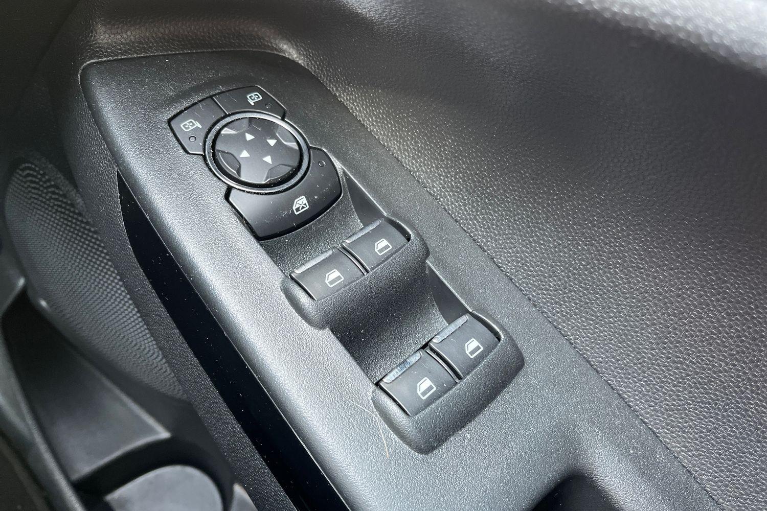 Ford ECOSPORT Photo 15