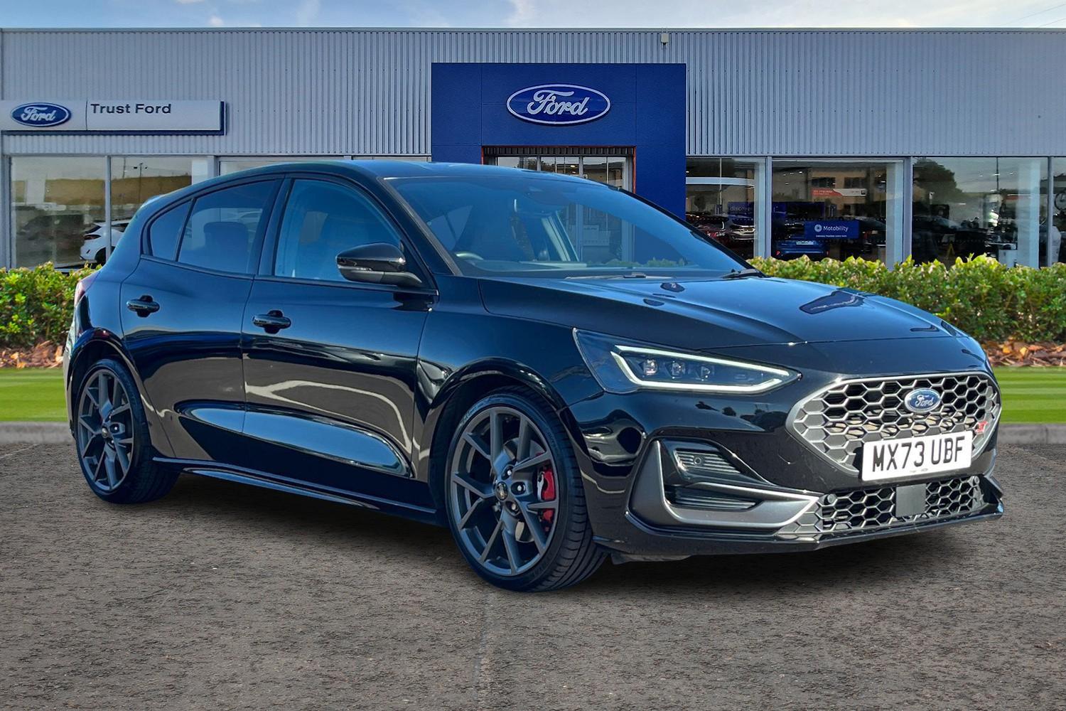 Ford Focus Photo 0