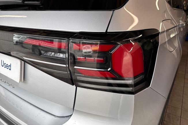 Volkswagen T-Cross Photo 18