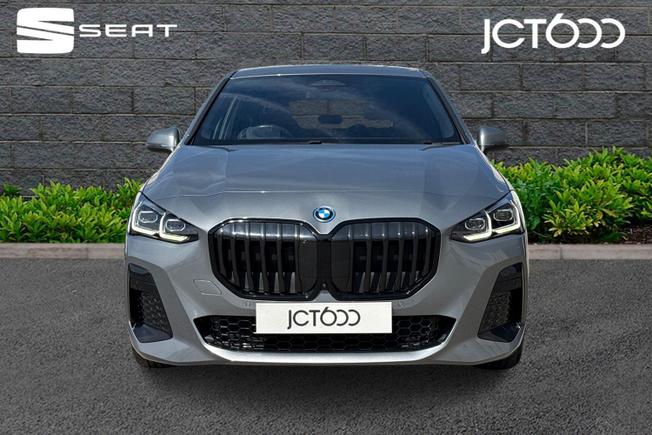 BMW 2 Series Photo 8