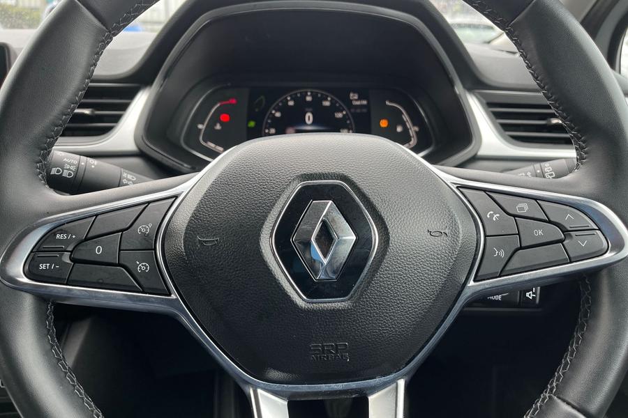 Renault CAPTUR Photo autoimg-4df74395cd3b1e40ebb65736ba875d793ad94509.jpg