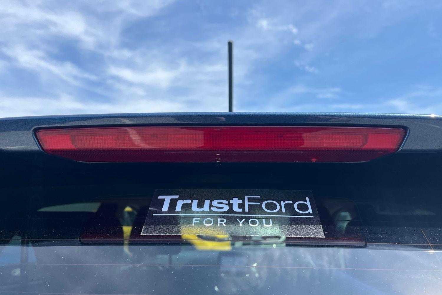 Ford Fiesta Photo 31