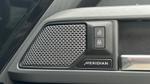 Land Rover Defender Photo 23