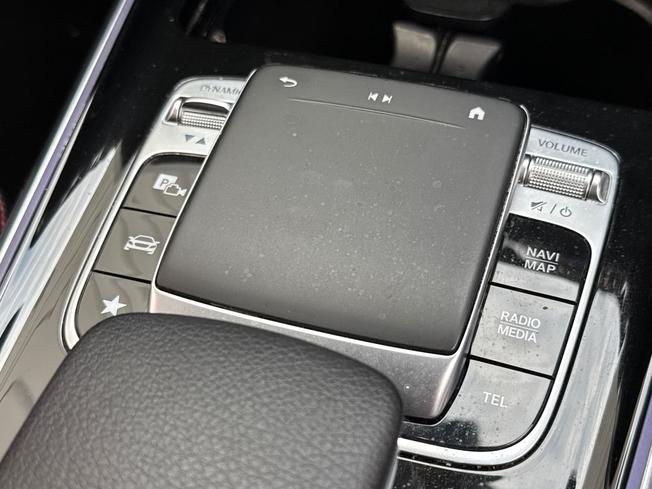 MERCEDES-BENZ Glb Photo 56