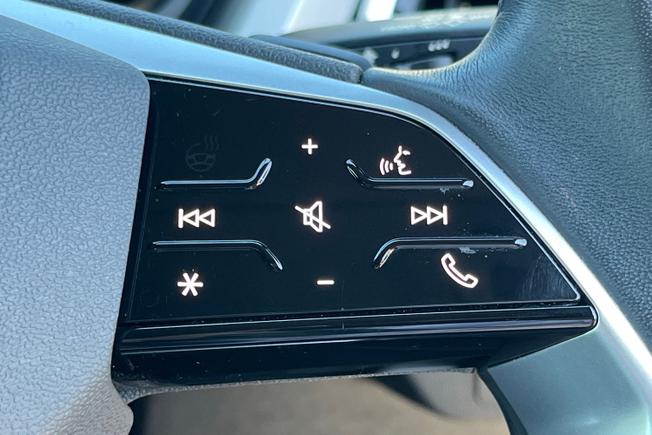 AUDI Q4 E-Tron Photo 17