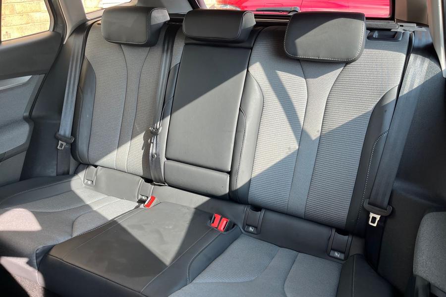 Skoda ENYAQ Photo autoimg-4e0569fda94a44857a1b89cc8c5654c31d747355.jpg