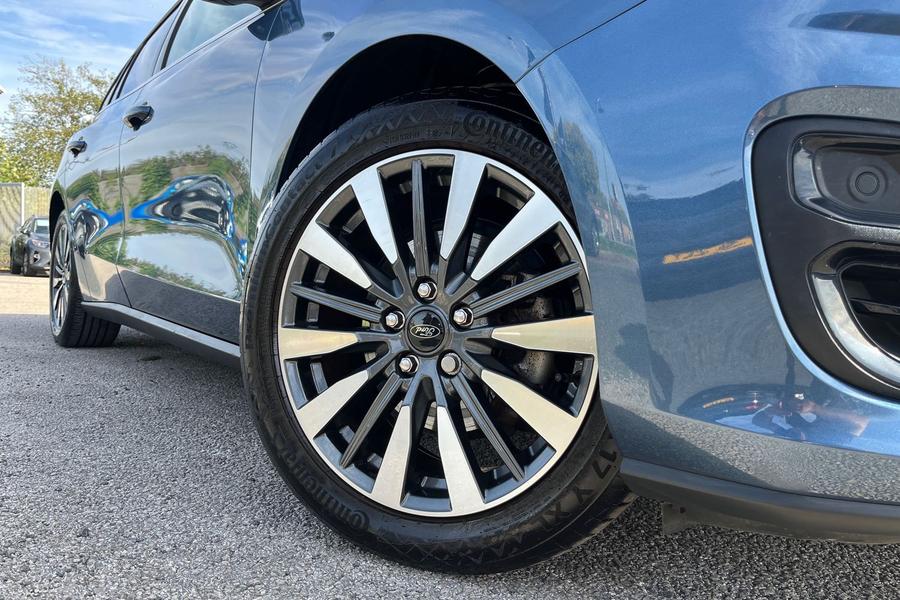 Ford FOCUS Photo autoimg-4e062cd7372f18adb2415329d4822042825941d0.jpg