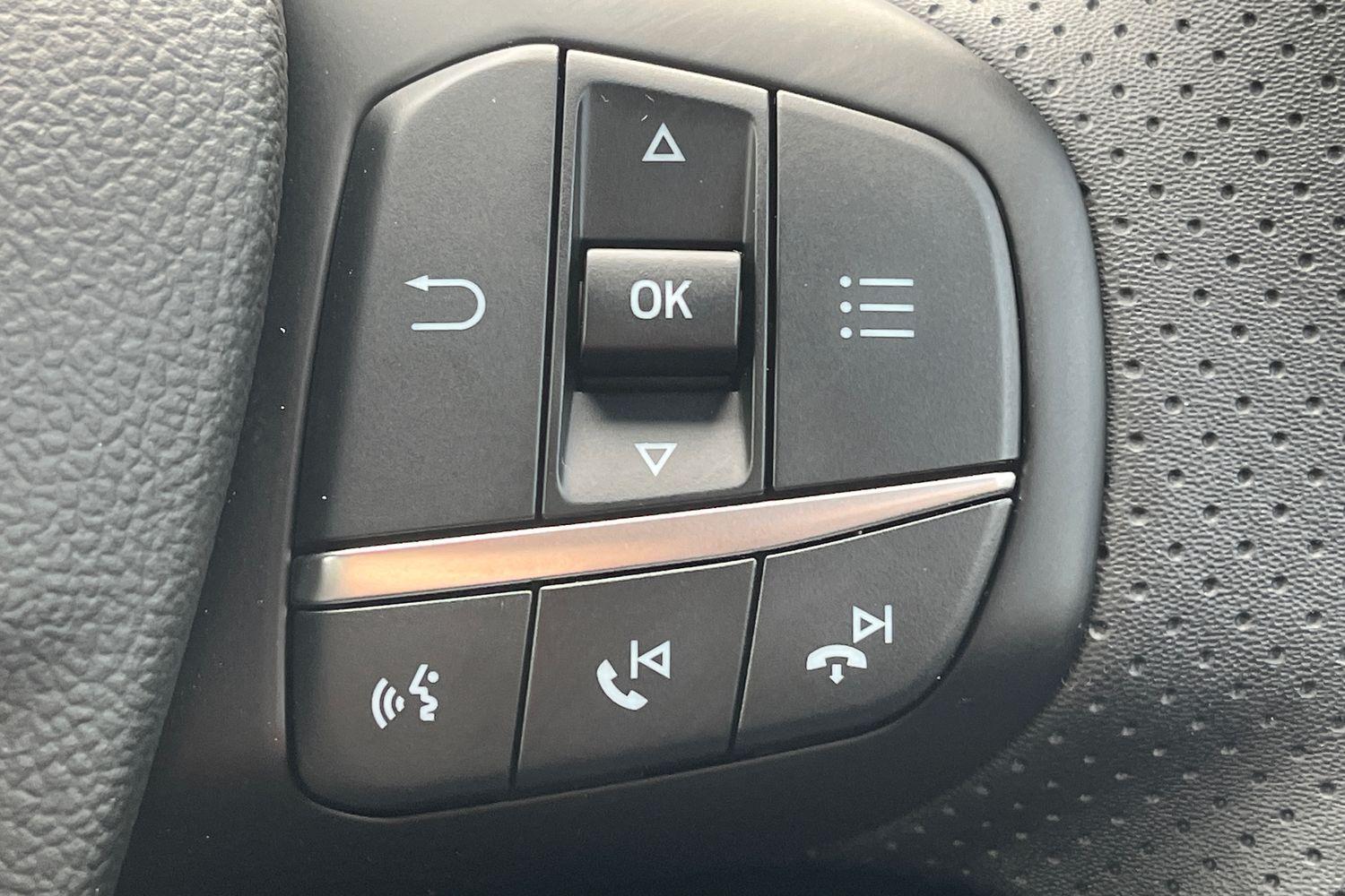 Ford FOCUS Photo 30