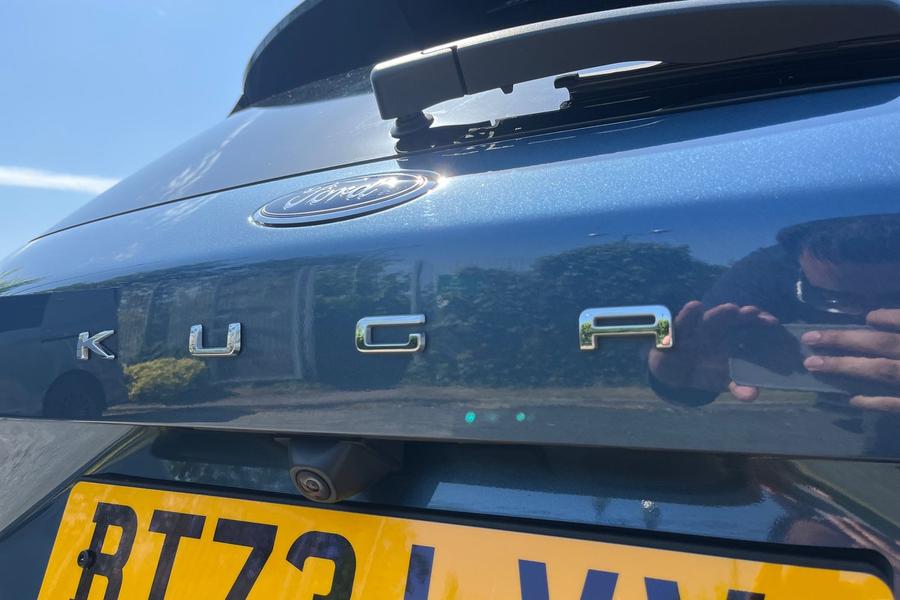 Ford KUGA Photo autoimg-4e075aa9171758a360fea9f70153020bbd02efd0.jpg