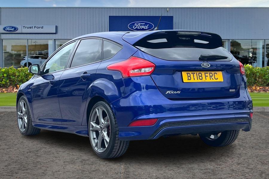 Ford Focus Photo autoimg-4e0c7516eac070f0080cf70e233a374cb581482f.jpg