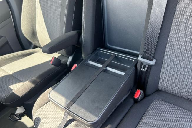 VOLKSWAGEN Transporter Photo 35