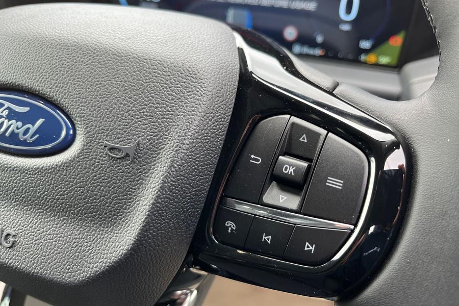 Ford TRANSIT CUSTOM Photo autoimg-4e0e8d2ff099159d89264cd94e1bc0ab506ec7a1.jpg