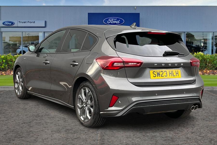Ford FOCUS Photo autoimg-4e0fb1f9fba41f96c250810df1c2abd4e6793bc1.jpg