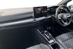 VOLKSWAGEN Golf Photo 2