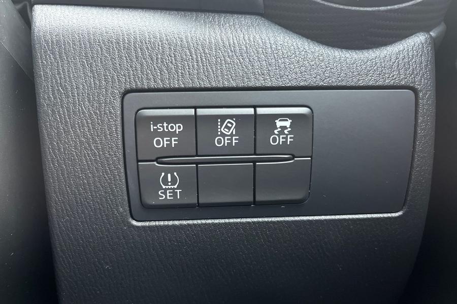 Mazda 2 Photo autoimg-4e12fd526b132346ce17b6b3939a2c6e2427b53e.jpg