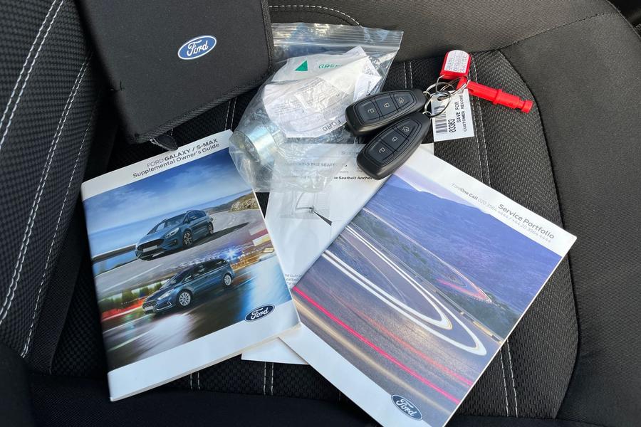 Ford GALAXY Photo autoimg-4e14d4534654a9c673f7ffa9df186f9d679e8fcd.jpg