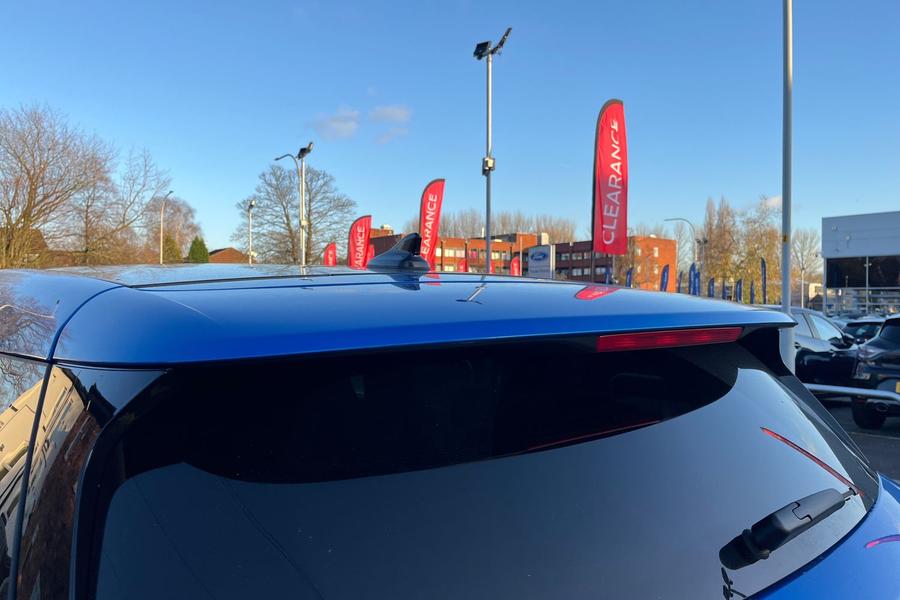 Ford Explorer Photo autoimg-4e1537998024c20e9d90bb930e179aee6c78faee.jpg