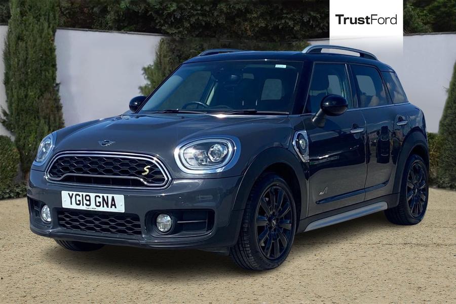 MINI COUNTRYMAN Photo autoimg-4e16387e1143f99b9e37989638463b93fb51445f.jpg