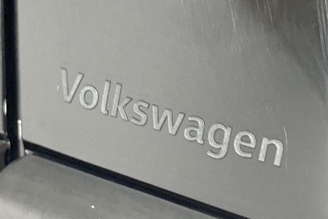 Volkswagen Golf Photo 32
