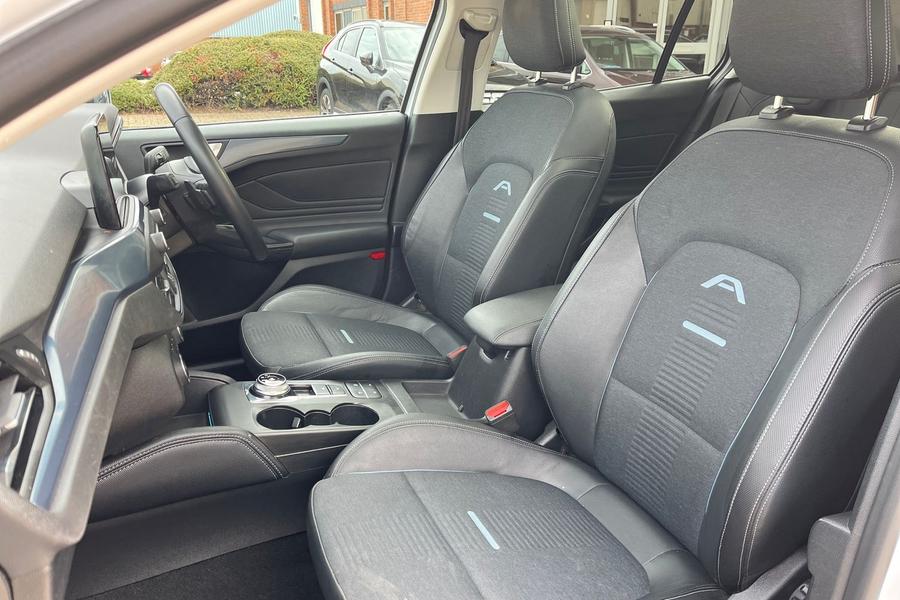 Ford Focus Photo autoimg-4e1da191f98e2603e0a7ef35561eb5e86142905e.jpg