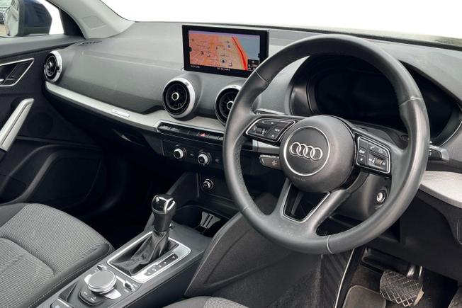 AUDI Q2 Photo 6