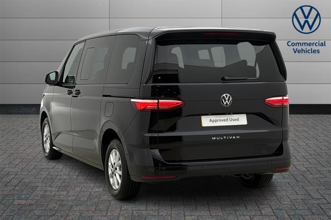 VOLKSWAGEN Multivan Photo 3