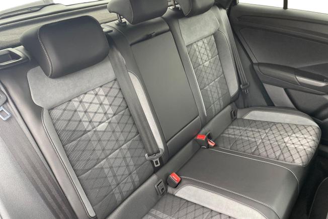 VOLKSWAGEN T-Roc Photo 9
