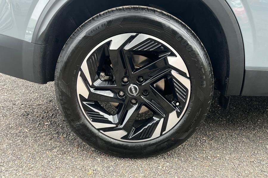 Nissan QASHQAI Photo autoimg-4e262d1b7f5fbbef42d0b8c9bf49aea33bd9e3b1.jpg