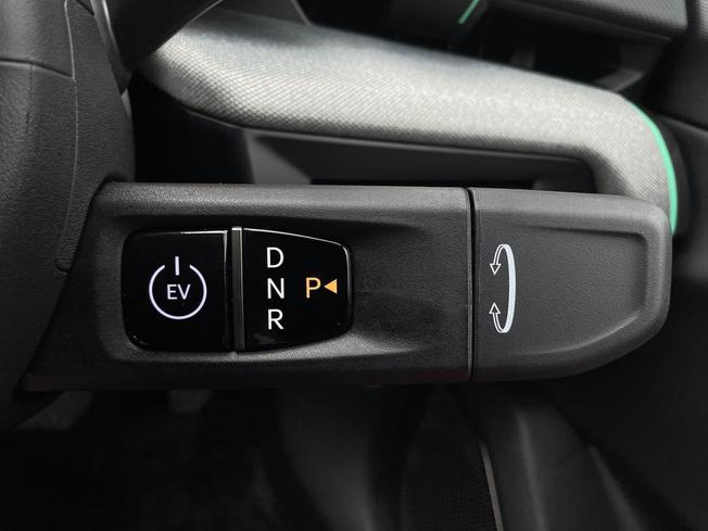 KIA EV4 Photo 42