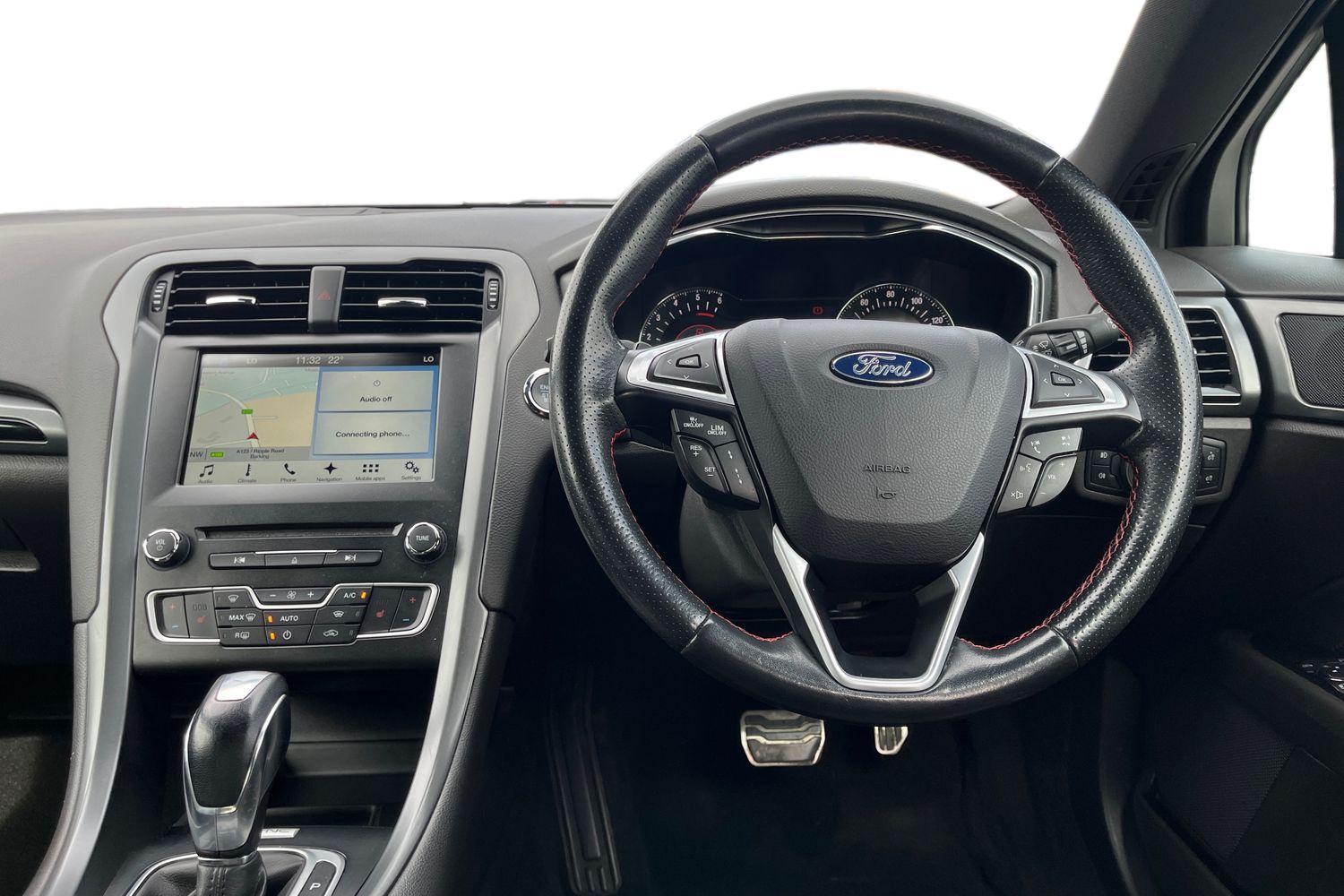 Ford Mondeo Photo 10