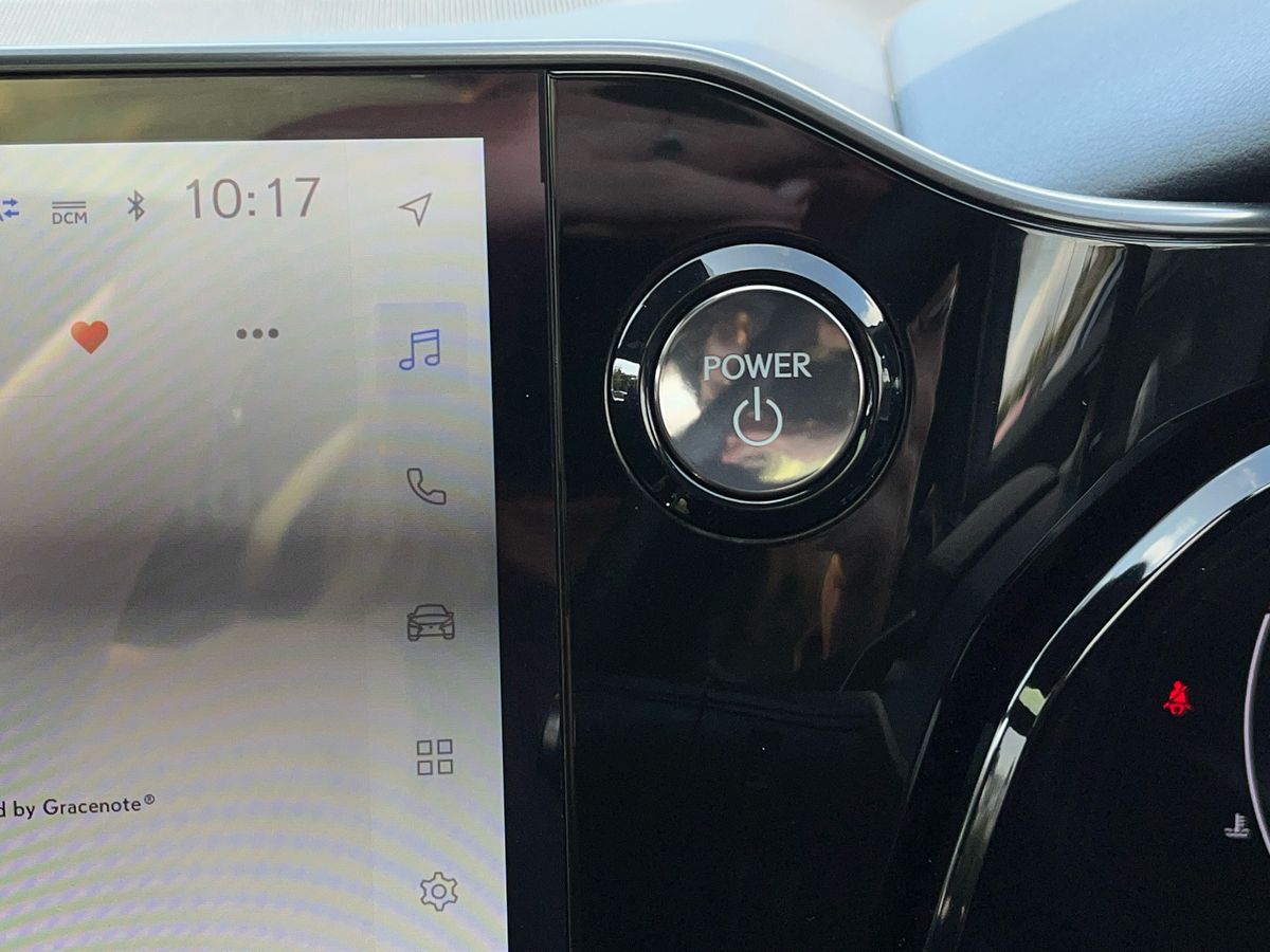 Lexus NX Photo 41