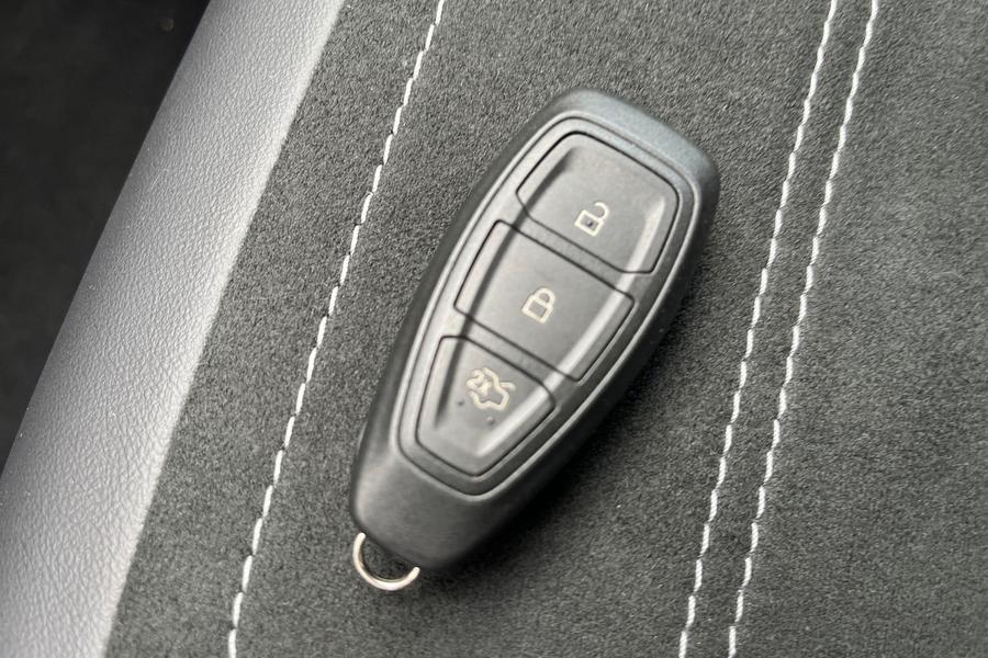 Ford PUMA Photo autoimg-4e3c4647c9b5cf56b421bb779bfd0c6a65cf9fb0.jpg