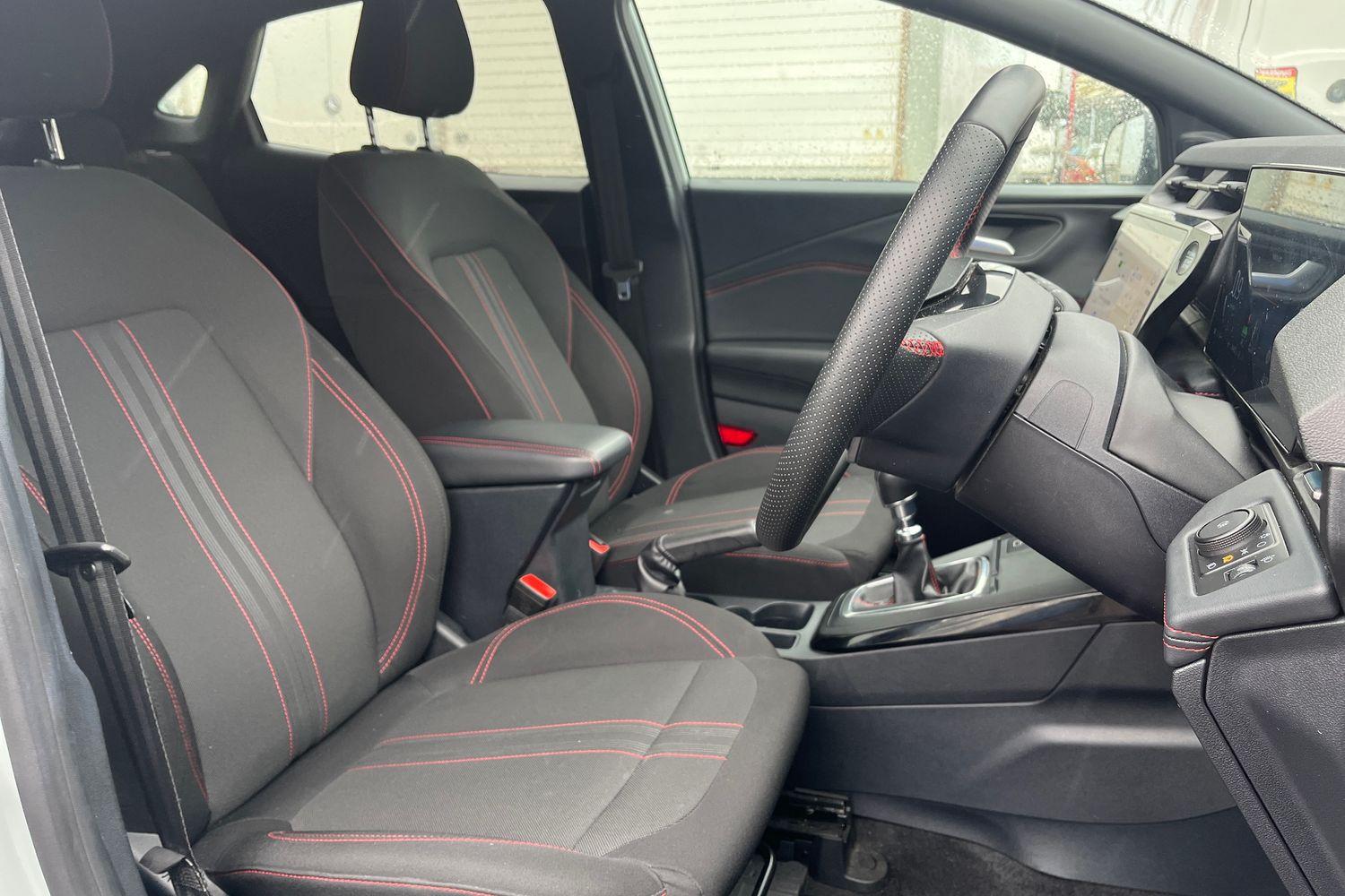 Ford PUMA Photo 16