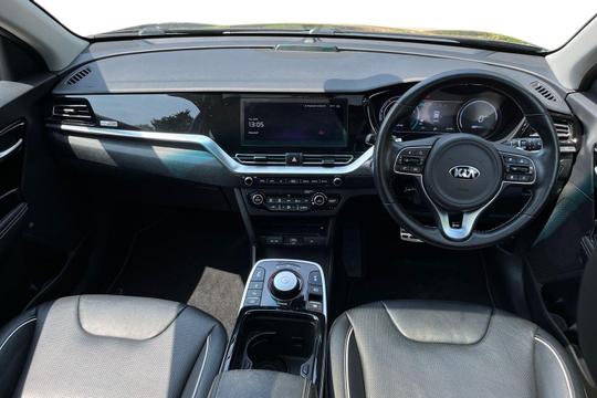 Kia Niro Photo autoimg-4e3d7acc792687d750ad49908bb2dfa35aa31942.jpg
