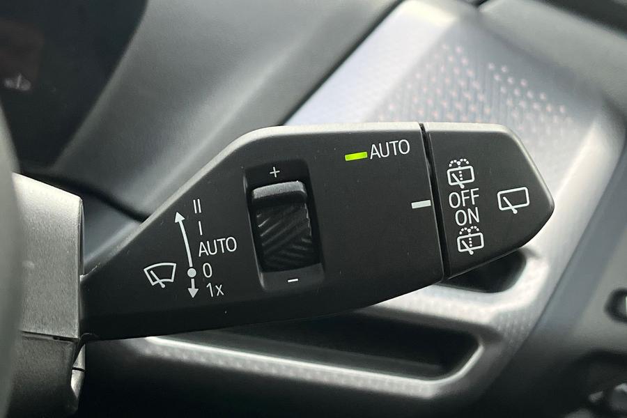 BMW 1 SERIES Photo autoimg-4e3f64c64da50542a1b9060728d8b995eb087acd.jpg