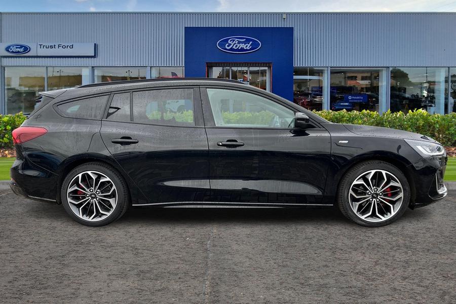 Ford Focus Photo autoimg-4e4075a3ebd2f695cefb74a5a9d3752e54f947bf.jpg