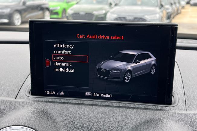 AUDI A3 Photo 37