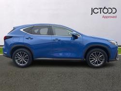 Lexus NX Photo 4