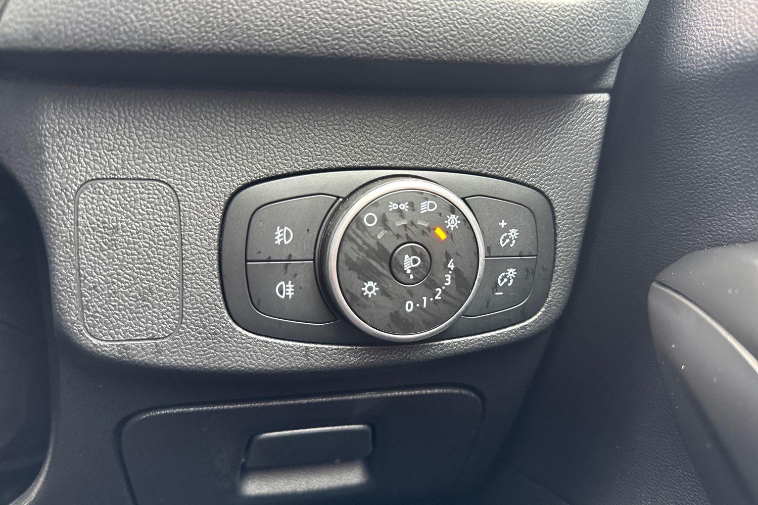 Ford FOCUS Photo 31
