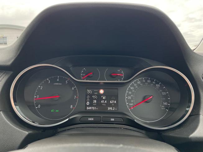 VAUXHALL Grandland X Photo 32