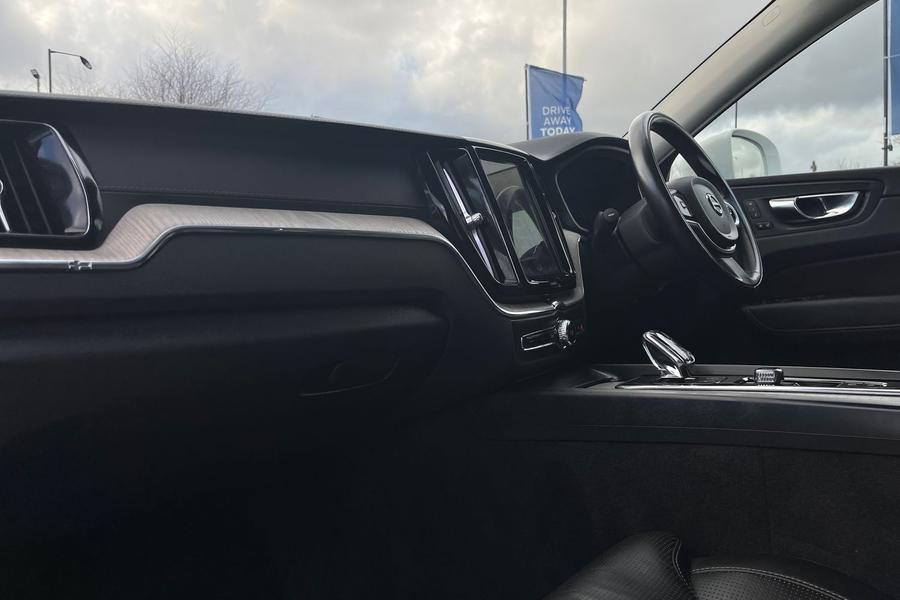 Volvo XC60 Photo autoimg-4e4a2adb93b80dc9f2e47e142b42ced32872539b.jpg