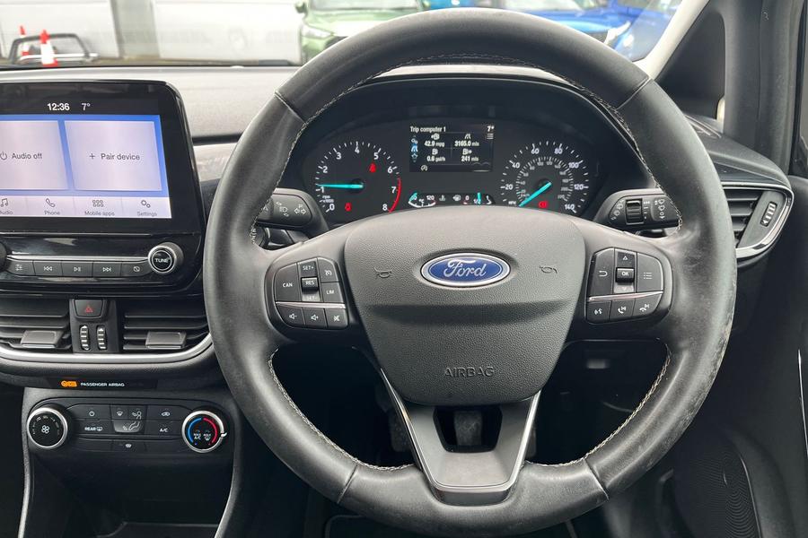 Ford Fiesta Photo autoimg-4e4ce4bcf4fe5284e727114bf1fcdd0256d0e318.jpg