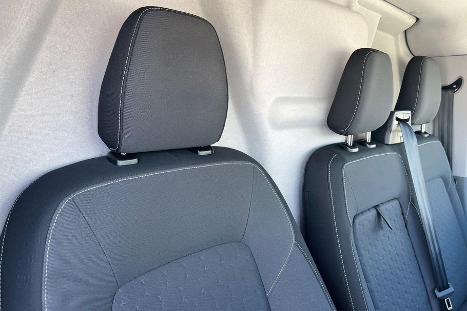 Used Ford TRANSIT CUSTOM LG25ZVY 30