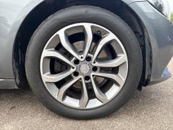 MERCEDES-BENZ C Class Photo 5
